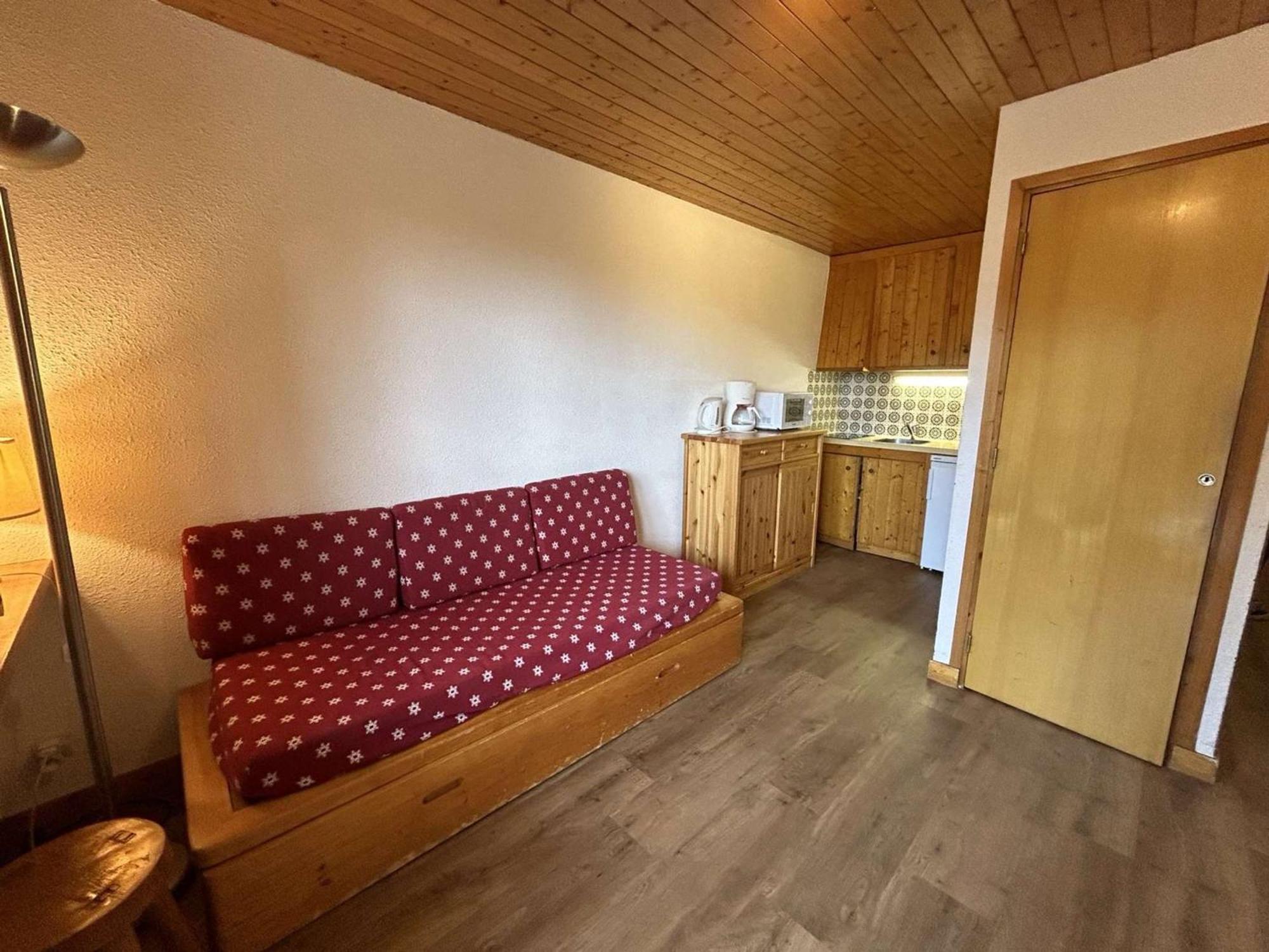 Studio 2/4 Pers, Acces Pistes Et Piscine, Proche Commerces, Meribel - Fr-1-180-297 Exterior photo